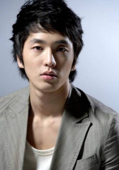 Lee Hyun Jin Fotoğrafı