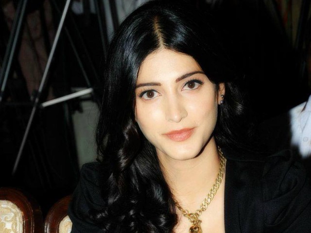 Shruti K. Haasan Fotoğrafı