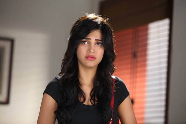 Shruti K. Haasan Fotoğrafı