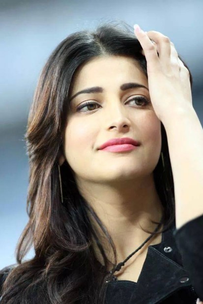 Shruti K. Haasan Fotoğrafı