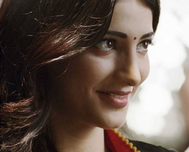 Shruti K. Haasan Fotoğrafı