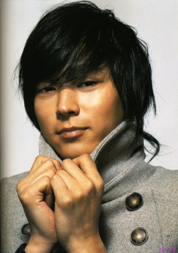 Kang Dong-won Fotoğrafı