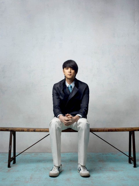 Kang Dong-won Fotoğrafı