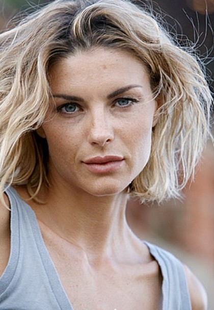 Martina Colombari Fotoğrafı