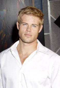 Trevor Donovan Fotoğrafı