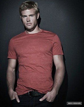 Trevor Donovan Fotoğrafları 35