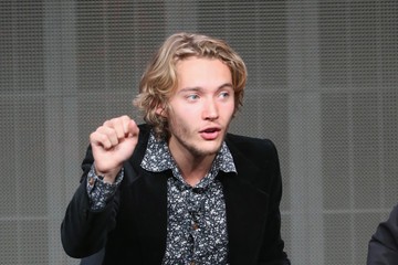 Toby Regbo Fotoğrafları 56