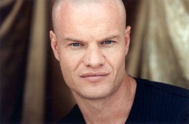 Luke Massy Fotoğrafı