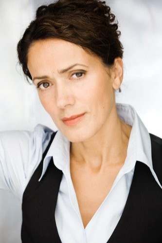 Nicola Bertram Fotoğrafı