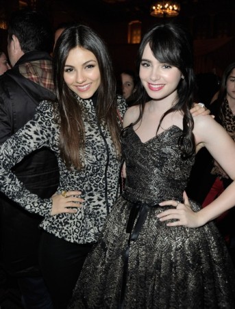 Lily Collins Fotoğrafı