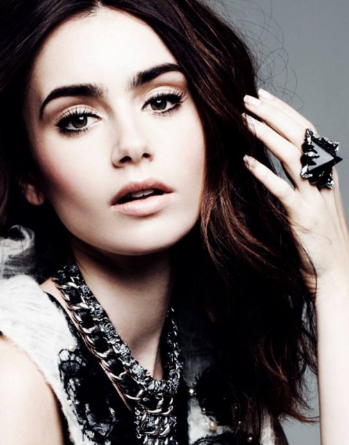 Lily Collins Fotoğrafları 358