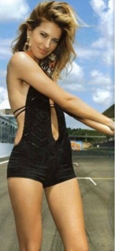 Burcu Esmersoy Fotoğrafı