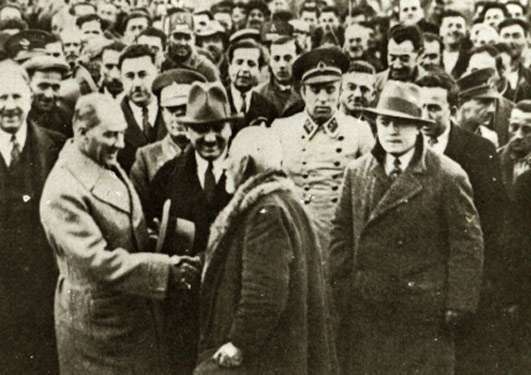 Mustafa Kemal Atatürk Fotoğrafları 450