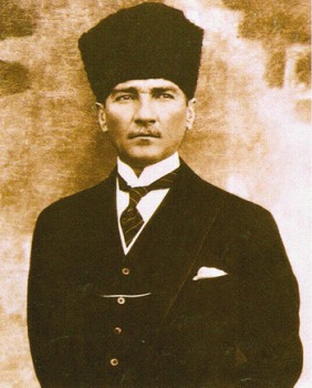 Mustafa Kemal Atatürk Fotoğrafı