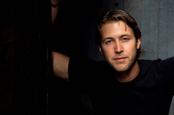 Robert W. Evans Fotoğrafı