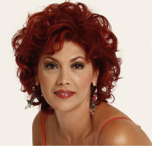 Ayşenur Yazıcı Fotoğrafı