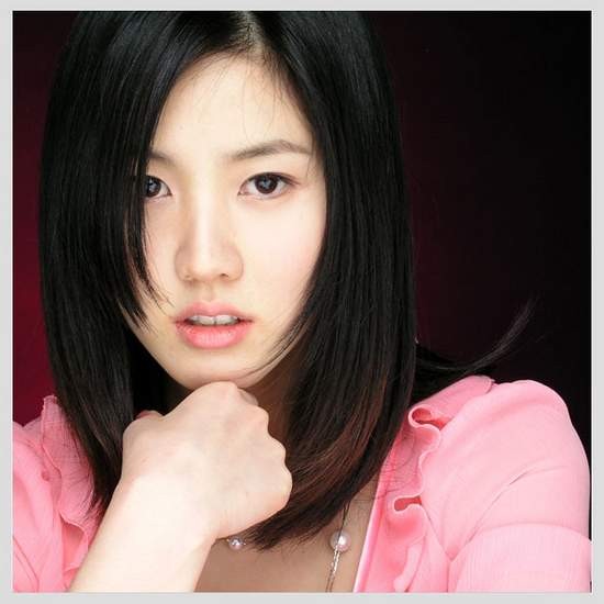 Lee Soo-kyung Fotoğrafı
