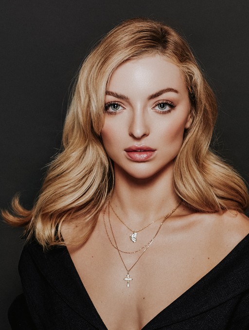 Francesca Eastwood Fotoğrafı