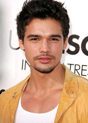 Steven Strait Fotoğrafları 10