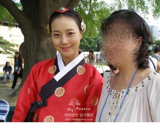 Moon Chae-won Fotoğrafı
