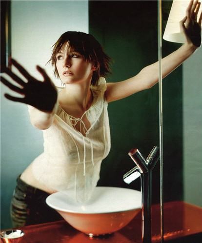 Emily Mortimer Fotoğrafları 75