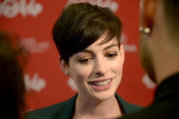 Anne Hathaway Fotoğrafları 2149