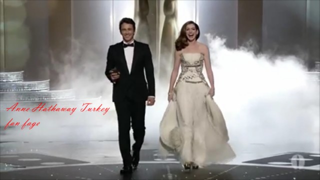 Anne Hathaway Fotoğrafı