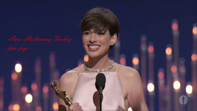 Anne Hathaway Fotoğrafı