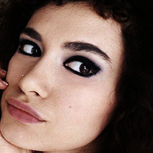 Hande Doğandemir Fotoğrafları 234