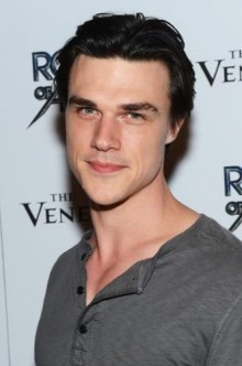 Finn Wittrock fotoğrafı