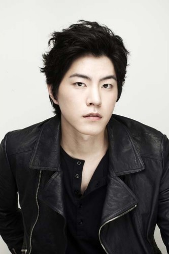 Hong Jong-hyeon Fotoğrafları 6