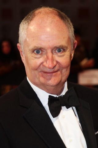 Jim Broadbent Fotoğrafları 38