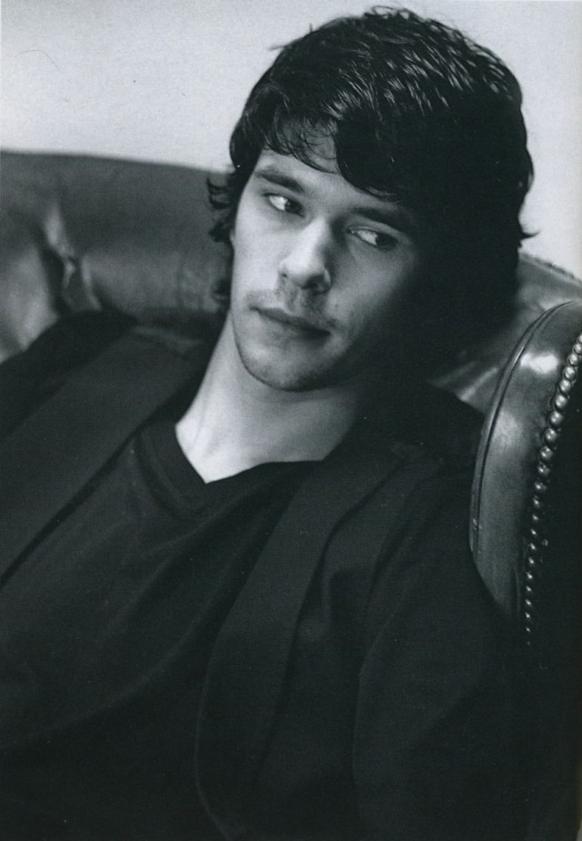 Ben Whishaw Fotoğrafları 215