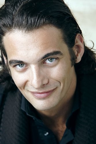 Theo Alexander Fotoğrafı