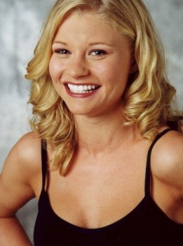 Emilie de Ravin Fotoğrafı