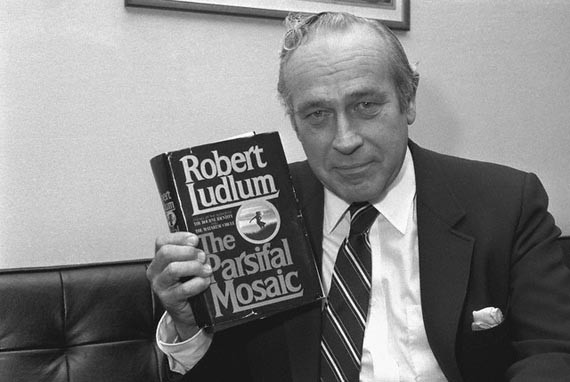 Robert Ludlum Fotoğrafları 1