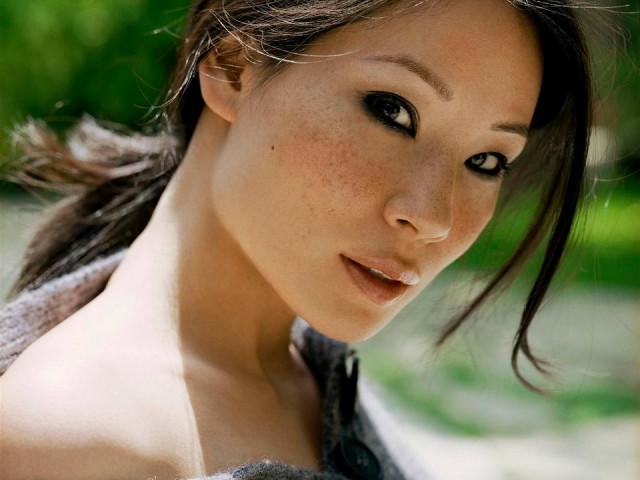 Lucy Liu Fotoğrafları 11