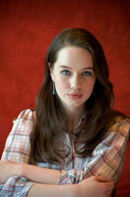 Anna Popplewell Fotoğrafları 122