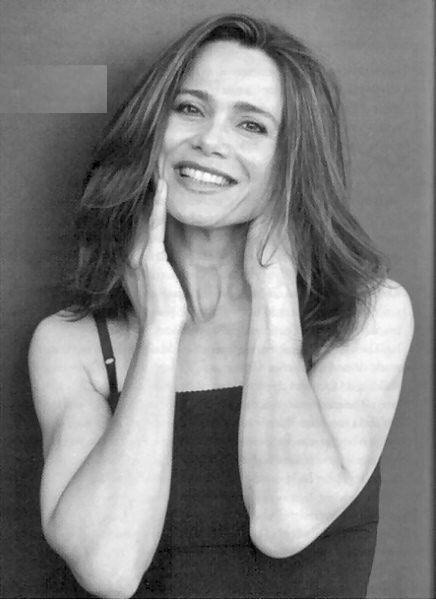 Lena Olin Fotoğrafları 30