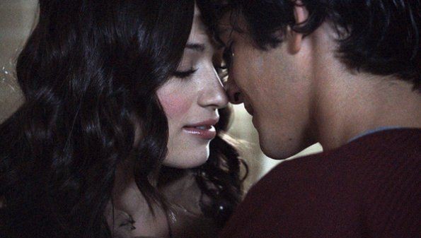 Crystal Reed Fotoğrafı