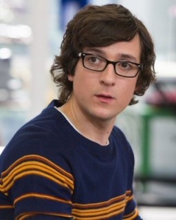 Josh Brener Fotoğrafları 3