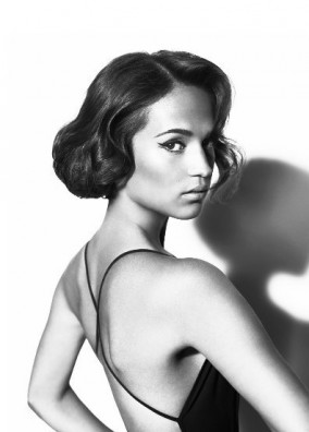 Alicia Vikander Fotoğrafı