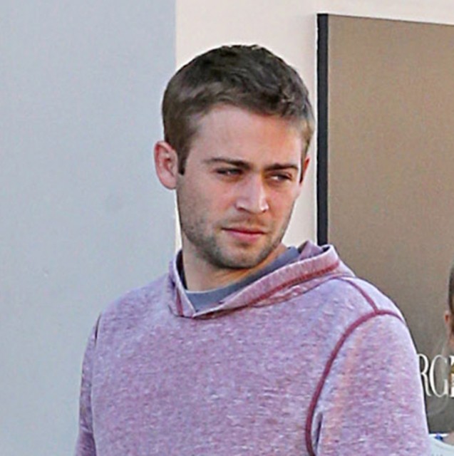 Cody Walker Fotoğrafları 1