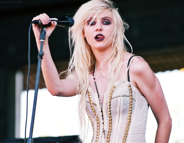 Taylor Momsen Fotoğrafları 487