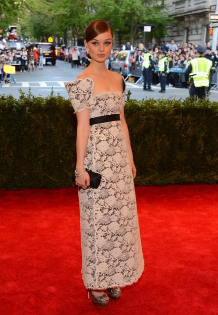 Bella Heathcote Fotoğrafı