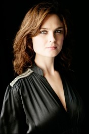 Emily Deschanel Fotoğrafları 63