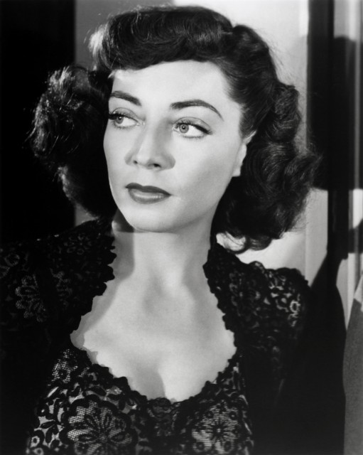 Marie Windsor Fotoğrafları 2