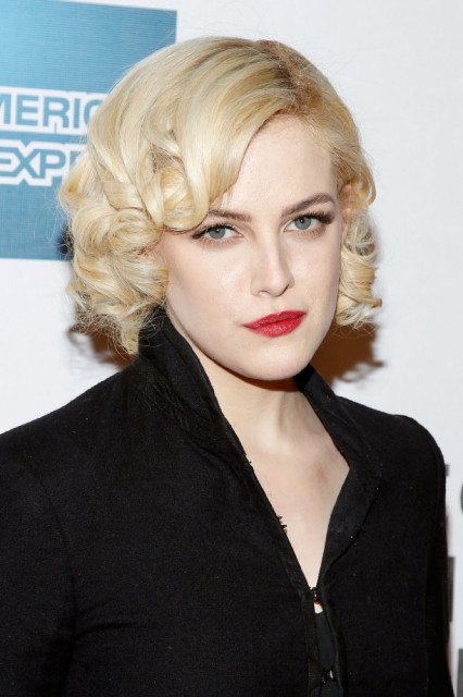 Riley Keough Fotoğrafları 16