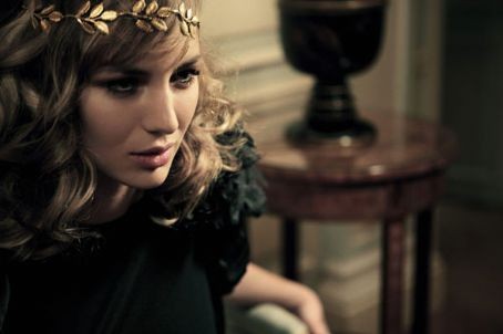 Louise Bourgoin Fotoğrafı