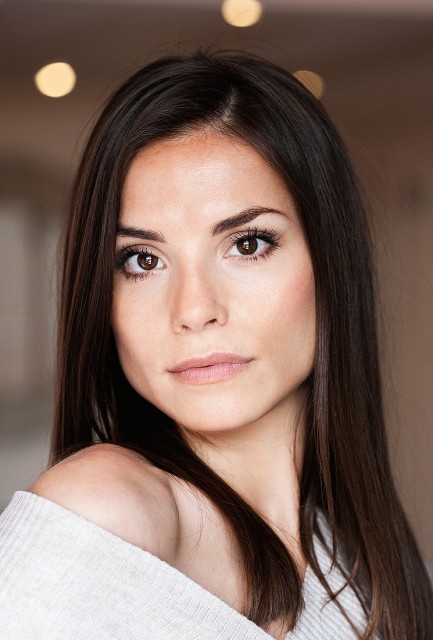 Charlotte Riley Fotoğrafı